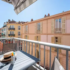 Ibis Styles Centre 3*, Menton Franciaország